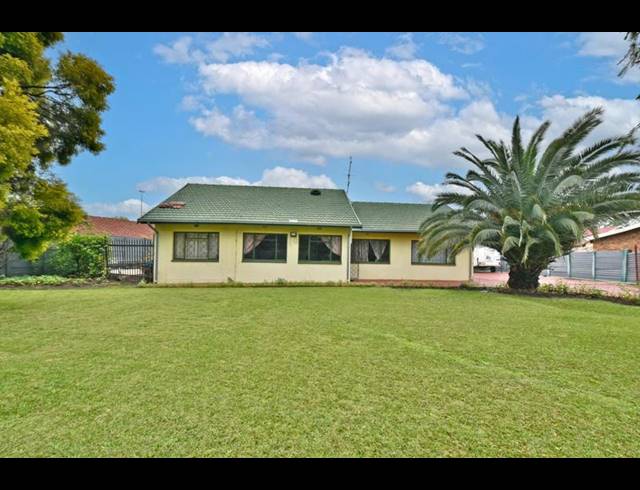 4 BEDROOM HOUSE FOR SALE IN GENERAL ALBERTSPARK